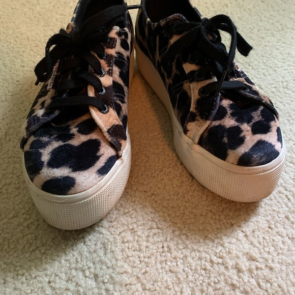 Superga leopard print sneakers size 8 - Picture 3 of 3